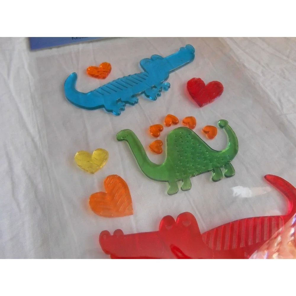 NEW Love Hearts Dinos Window Gel Clings Decorations 21 ct Dinosaurs Alligators!‎